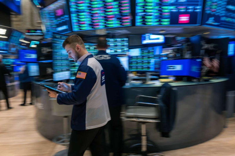 Dow Jones Today: Stocks Rise After Encouraging Inflation Report; Dow Hits Record