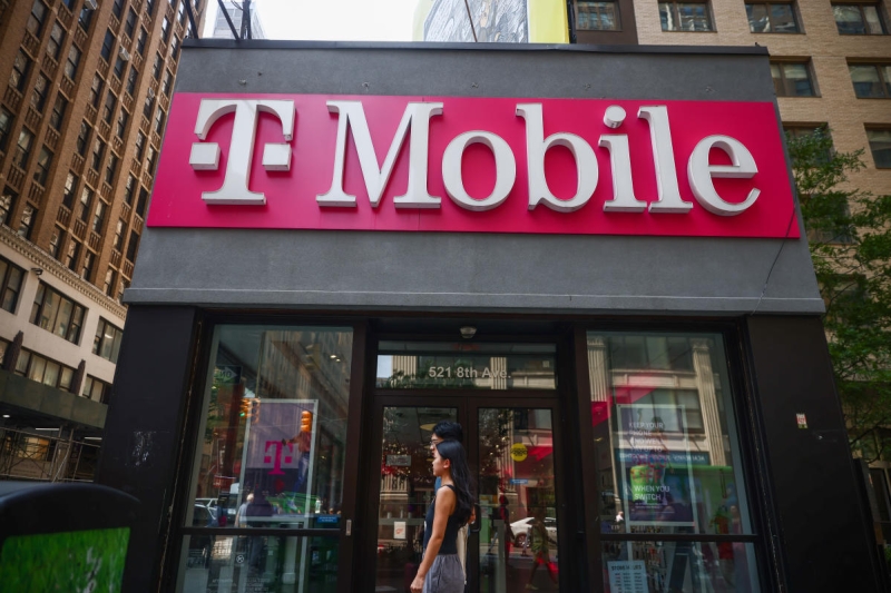 T-Mobile CEO talks Sprint merger, iPhone 16 demand, what’s next