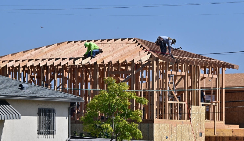 Homebuilder confidence rises in October despite mortgage rates increasing